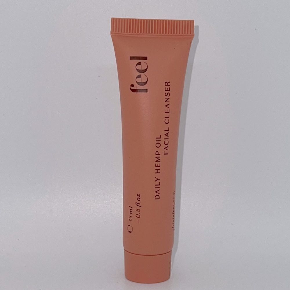 🌟$12  FEEL Daily Facial Cleanser